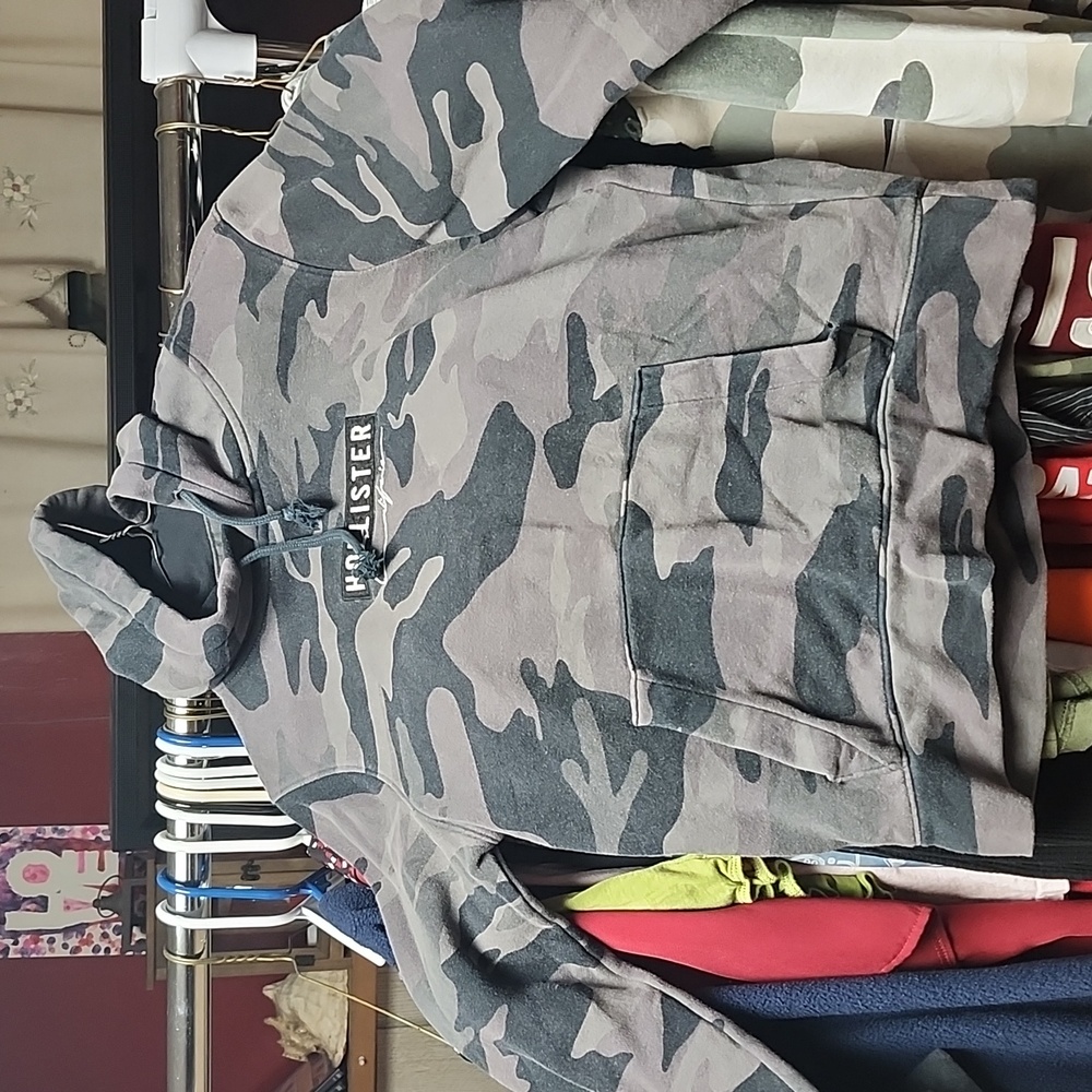 Hollister hoodie size XS